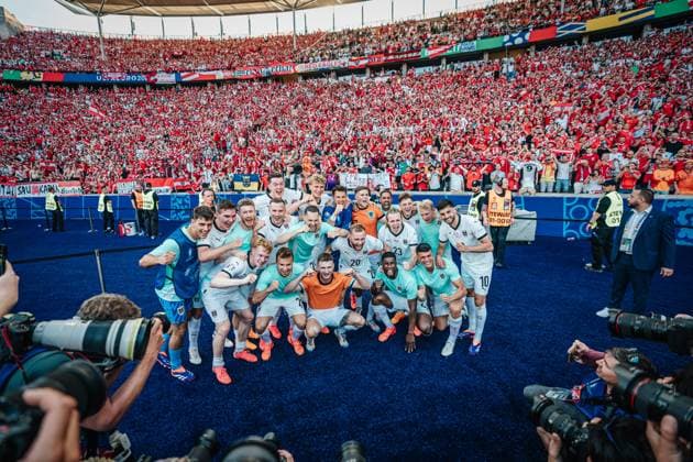 Soccer Men UEFA European Football Championship 2024 Group D Netherlands vs Austria 25 06 2024 The team from Austria celebrates the victory Berlin Olympiastadion Berlin Germany