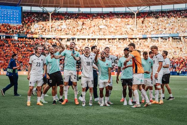 Soccer Men UEFA European Football Championship 2024 Group D Netherlands vs Austria 25 06 2024 The team from Austria celebrates the victory Berlin Olympiastadion Berlin Germany
