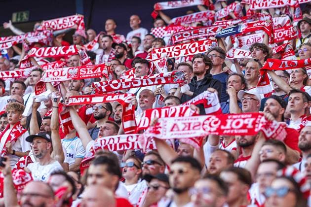 25.06.2024 DORTMUND, NIEMCY (DORTMUND, GERMANY ) WESTFALENSTADION PILKA NOZNA (FOOTBALL) UEFA EURO, EM, Europameisterschaft,Fussball 2024 - FAZA GRUPOWA ( GROUP STAGE ) MECZ FRANCJA - POLSKA ( GAME FRANCE - POLAND ) NZ POLSKA KIBICE ILUSTRACJA DORTMUND FOTO LUKASZ GROCHALA CYFRASPORT NEWSPIX.PL --- Newspix.pl  20240625CSLG0228