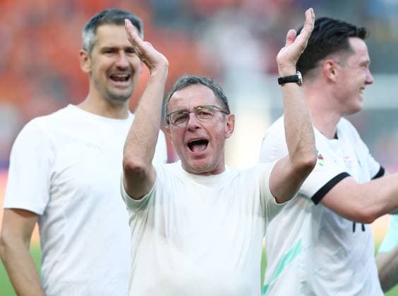 Sport Bilder des Tages Austria manager Ralf Rangnick celebrates at the end of the match Netherlands v Austria, UEFA European Championship, EM, Europameisterschaft 2024, Group D, Football, Olympiastadion, Berlin, Germany, 25 Jun 2024 EDITORIAL USE ONLY No use with unauthorised audio, video, data, fixture lists, club league logos or live services. Online in-match use limited to 120 images, no video emulation. No use in betting, games or single club league player publications. Copyright: xMattxWest Shutterstockx 14555517cg
