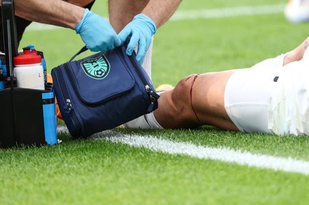 SOCCER - UEFA EURO, EM, Europameisterschaft,Fussball 2024 BERLIN,GERMANY,25.JUN.24 - UEFA EURO 2024, group stage, Austria vs Netherlands. Image shows the injury of Leopold Querfeld (AUT).  GEPAxpictures xArminxRauthner