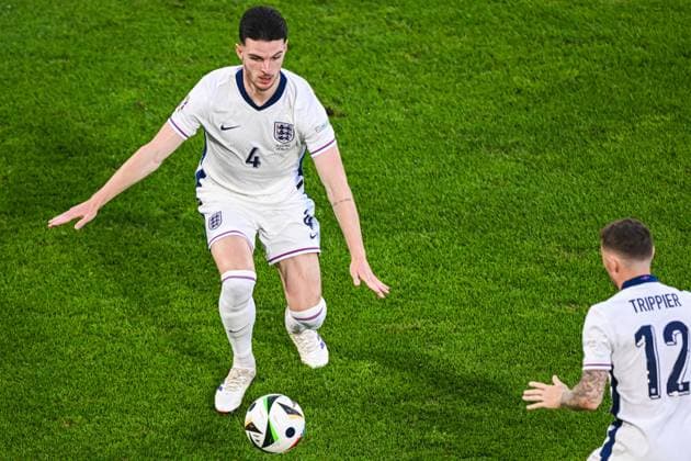 COLOGNE - (l-r) Declan Rice of England, Kieran Trippier of England during the UEFA EURO, EM, Europameisterschaft,Fussball 2024 group C match between England and Slovenia at the Rhein Energie stadium on June 25, 2024 in Cologne, Germany. ANP Hollandse Hoogte UEFA EURO 2024 2024 xVIxANPxSportx xGerritxvanxKeulenxIVx 502054467 originalFilename: 502054467.jpg