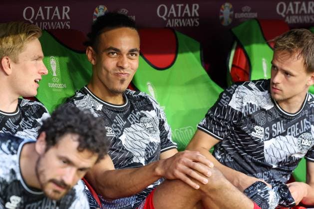 Yussuf Poulsen 20 Denmark on the bench, Denmark vs Serbia, Football, UEFA Euro 2024, Group stage, Matchday 3, 25 06 2024 Munich Bavaria Germany Copyright: xkolbert-press ChristianxKolbertx