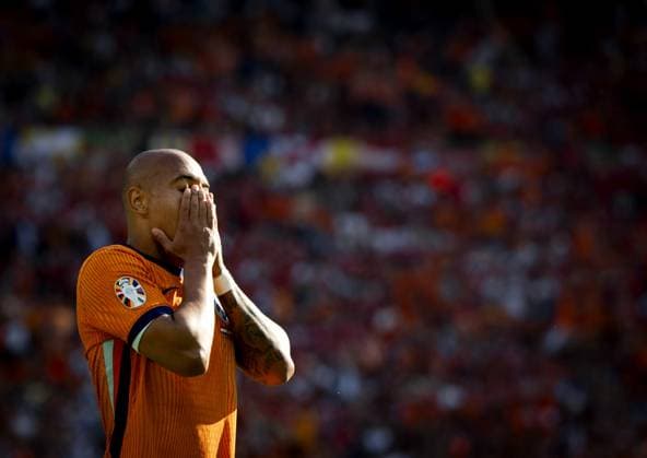 BERLIN - Donyell Malen of Holland during the UEFA EURO, EM, Europameisterschaft,Fussball 2024 group D match between the Netherlands and Austria at the Olympiastadion on June 25, 2024 in Berlin, Germany. ANP KOEN VAN WEEL UEFA EURO 2024 2024 xVIxANPxSportx xxANPxIVx 502054623 originalFilename: 502054623.jpg