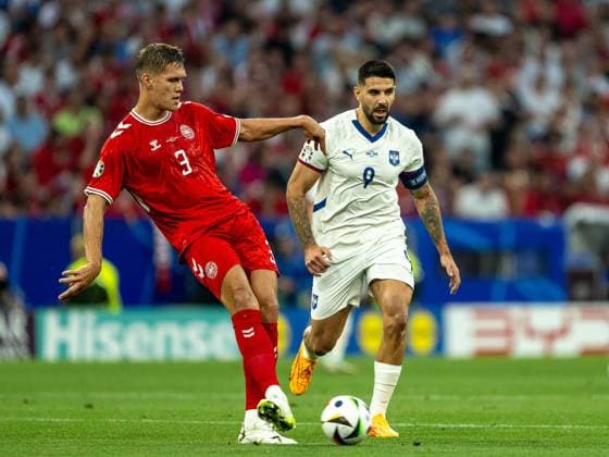 Jannik Vestergaard Denmark 03 , Aleksandar Mitrovic Serbia, 09 , GER, Denmark DEN vs Serbia SRB , European Football Championship, UEFA EURO 2024, Group E, Matchday 3, 25 06 2024, GER, Denmark DEN vs Serbia SRB , European Football Championship, UEFA EURO 2024, Group E, Matchday 3, 25 06 2024 Munich Copyright: xEibner-Pressefoto SaschaxWaltherx EP_SWA