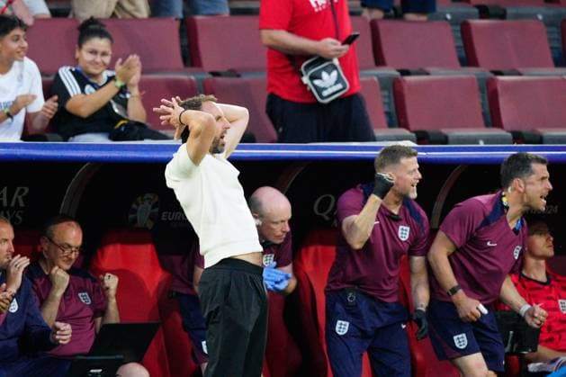England manager Gareth Southgate reacts to Bukayo Saka of England s goal being disallowed England v Slovenia, UEFA European Championship, EM, Europameisterschaft 2024, Group C, Football, Cologne Stadium, Cologne, Germany, 25 Jun 2024 EDITORIAL USE ONLY No use with unauthorised audio, video, data, fixture lists, club league logos or live services. Online in-match use limited to 120 images, no video emulation. No use in betting, games or single club league player publications. Copyright: xDavexShopland Shutterstockx 14555527bj