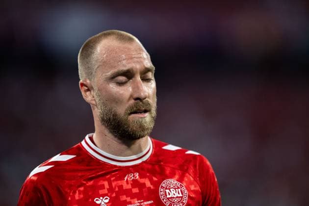240625 Christian Eriksen of Denmark looks dejected during the UEFA Euro 2024 Football Championship match between Denmark and Serbia on June 25, 2024 in Munich Photo Mathias Bergeld BILDBYRAN kod MB MB0940 fotboll football soccer fotballs em europamästerskap em uefa euro uefa european football championship euro 2024 danmark denmark serbien serbia bbeng depp  Copyright: MATHIASxBERGELD BB240625MB057
