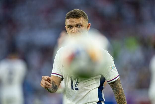 Football - UEFA EURO, EM, Europameisterschaft,Fussball 2024 - Group C - England v Slovenia COLOGNE, GERMANY - Tuesday, June 25, 2024: England s Kieran Trippier during the UEFA Euro 2024 Group C match between England and Slovenia at the Müngersdorfer Stadium. (Photo by David Rawcliffe Propaganda) COLOGNE Müngersdorfer Stadium NORTH RHINE-WESTPHALIA GERMANY  Copyright: xDavidxRawcliffex P2024-06-25-England_Slovenia-38