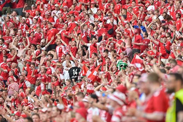 Picture shows fans of Denmark, 25 06 2024, Munich, Football, European Championship, Denmark Serbia, EVENT REGULATIONS PROHIBIT ANY USE OF PHOTOGRAPHS AS IMAGE SEQUENCES AND OR QUASI VIDEO xklx