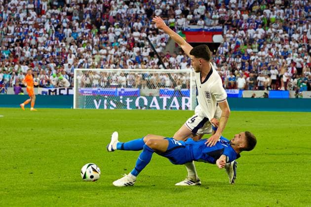 England v Slovenia Euro 2024 25 06 2024. Group C Declan Rice of England during the Euro 2024 match between England and Slovenia at Rhein Energie Stadion, Cologne, Germany on 25 June 2024. Editorial use only , Copyright: xNigelxKeenex PSI-19852-0019
