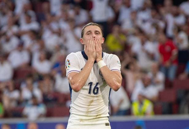 Football, Men, Season 2023 24, Euro 2024 Group C 3 Matchday in Cologne, England Slovenia, Conor Gallagher England , 25 06 2024, Copyright: xSebastianxRäppold MatthiasxKochx