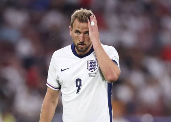 Cologne, Germany, 25th June 2024. Harry Kane of England dejected during the UEFA European Championships match at Cologne Stadium, Cologne. Picture credit should read: David Klein Sportimage EDITORIAL USE ONLY. No use with unauthorised audio, video, data, fixture lists, club league logos or live services. Online in-match use limited to 120 images, no video emulation. No use in betting, games or single club league player publications. SPI-3205-0080