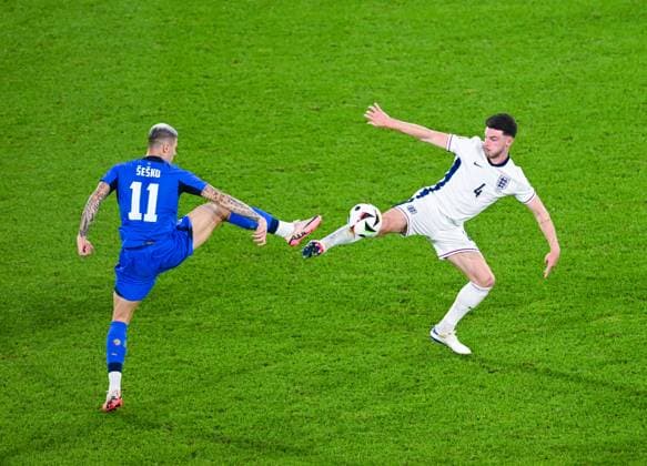 Benjamin Sesko Slovenia and Declan Rice England in duel, UEFA EURO 2024 Group C, England vs Slovenia, Cologne Stadium on June 25, 2024 in Cologne, Germany Photo by Silas Schueller DeFodi Images Benjamin Sesko Slovenia and Declan Rice England battle for the ball, UEFA EURO 2024 Group C, England vs Slovenia, Cologne Stadium on June 25, 2024 in Cologne, Germany Photo by Silas Schueller DeFodi Images Defodi 738 738 ENGSVN 20240625 215 Defodi-738