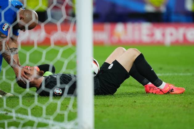 GER: England v Slovenia. UEFA EURO, EM, Europameisterschaft,Fussball 2024 Jan Oblak of Slovenia during the UEFA Euro 2024 match between England and Slovenia, Group C, date 3, played at Rhein Energie Stadium on June 25, 2024 in Koln, Germany. kpng Copyright: xBaguxBlancox xPRESSINPHOTOx PS_240625_ING_ESL_092