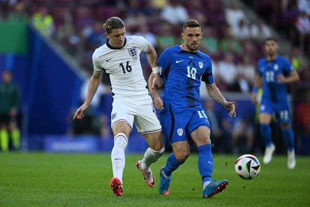 Timi Max Elsnik (Slovenia)Conor Gallagher (England) during the UEFA EURO, EM, Europameisterschaft,Fussball Germany 2024 match between England 0-0 Slovenia at Cologne Stadium on June 25, 2024 inCologne, Germany. Noxthirdxpartyxsales  (257670997)