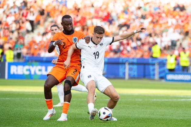 Christoph Baumgartner Austria, 19 in duel with Lutsharel Geertruida Netherlands, 02 , GER, Netherlands NED vs Austria AUT , European Football Championship, UEFA EURO 2024, Group D, Matchday 3, 25 06 2024 GER, Netherlands NED vs Austria AUT , European Football Championship, UEFA EURO 2024, Group D, Matchday 3, 25 06 2024 Berlin Copyright: xEibner-Pressefoto Memmlerx EP_MMR