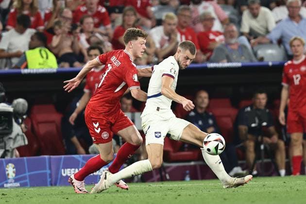 Strahinja Pavlovic (Serbia)Andreas Skov Olsen (Denmark) during the UEFA EURO, EM, Europameisterschaft,Fussball Germany 2024 match between Denmark 0-0 Serbia at Munich Football Arena on June 25, 2024 in Munich, Germany. Noxthirdxpartyxsales  (257681533)