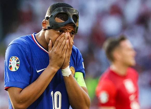 Bilder des Jahres 2024, Sport 06 Juni Sport Bilder des Tages (240626) -- DORTMUND, June 26, 2024 -- Kylian Mbappe of France reacts during the UEFA EURO, EM, Europameisterschaft,Fussball 2024 Group D match between France and Poland in Dortmund, Germany, June 25, 2024. ) (SP)GERMANY-DORTMUND-FOOTBALL-EURO 2024-FRANCE VS POLAND ZhangxFan 