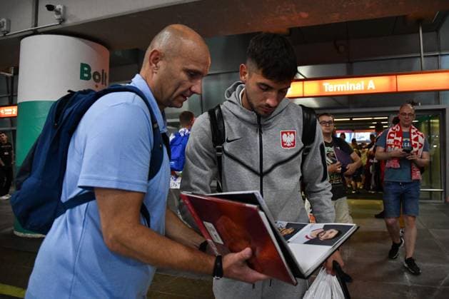 2024.06.26 Warszawa pilka nozna reprezentacja Polski Powrot reprezentacji Polski N z Jakub Moder Foto Pawel Bejnarowicz PressFocus 2024.06.26 Warszawa Football - Polish national team, Nationalteam Powrot reprezentacji Polski Jakub Moder Credit: Pawel Bejnarowicz PressFocus NEWSPIX.PL --- Newspix.pl Polish national team return from euro 2024 in Germany POLAND OUT!  20240626PB2553