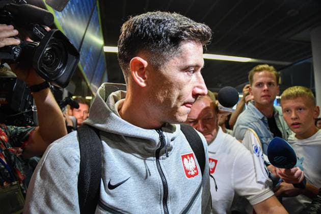2024.06.26 Warszawa pilka nozna reprezentacja Polski Powrot reprezentacji Polski N z Robert Lewandowski Foto Pawel Bejnarowicz PressFocus 2024.06.26 Warszawa Football - Polish national team, Nationalteam Powrot reprezentacji Polski Robert Lewandowski Credit: Pawel Bejnarowicz PressFocus NEWSPIX.PL --- Newspix.pl Polish national team return from euro 2024 in Germany POLAND OUT!  20240626PB2569