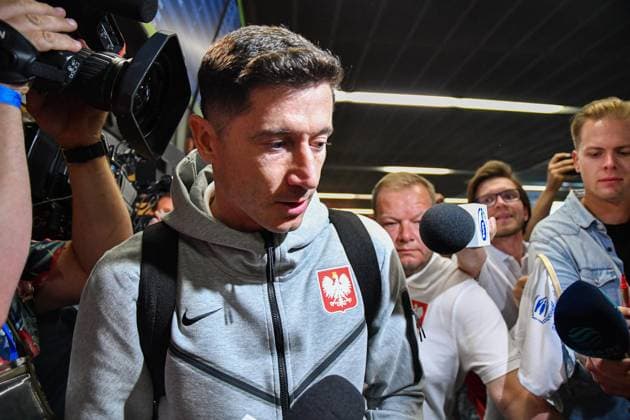 2024.06.26 Warszawa pilka nozna reprezentacja Polski Powrot reprezentacji Polski N z Robert Lewandowski Foto Pawel Bejnarowicz PressFocus 2024.06.26 Warszawa Football - Polish national team, Nationalteam Powrot reprezentacji Polski Robert Lewandowski Credit: Pawel Bejnarowicz PressFocus NEWSPIX.PL --- Newspix.pl Polish national team return from euro 2024 in Germany POLAND OUT!  20240626PB2570