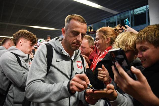 2024.06.26 Warszawa pilka nozna reprezentacja Polski Powrot reprezentacji Polski N z Nicola Zalewski Kamil Grosicki Foto Pawel Bejnarowicz PressFocus 2024.06.26 Warszawa Football - Polish national team, Nationalteam Powrot reprezentacji Polski Nicola Zalewski Kamil Grosicki Credit: Pawel Bejnarowicz PressFocus NEWSPIX.PL --- Newspix.pl Polish national team return from euro 2024 in Germany POLAND OUT!  20240626PB2572