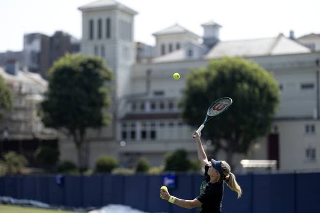 Katie Boulter of GB in action during practice Rothesay International Eastbourne, Day 4, Tennis, Devonshire Park, Eastbourne, UK - 26 June 2024  Copyright: xEllaxLing Shutterstockx 14558912ar