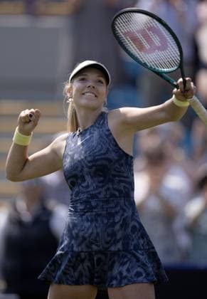 Katie Boulter of GB celebrates Rothesay International Eastbourne, Day 4, Tennis, Devonshire Park, Eastbourne, UK - 26 June 2024  Copyright: xEllaxLing Shutterstockx 14558912au