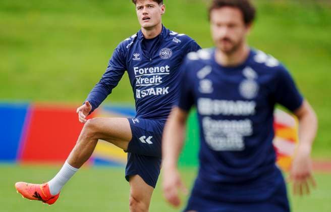 Christian Noergaard R and Thomas Delaney during the national team s training in Freudenstadt, Germany Wednesday, June 26, 2024 Photo Liselotte Sabroe Ritzau Scanpix , Freudenstadt Germany  Copyright: Ritzau Scanpix LiselottexSabroex spdk20240626-162313-L
