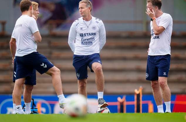 Danish coach Kasper Hjulmand C together with assistant coach Morten Wieghorst R and assistant coach Christian Poulsen L during the national team s training in Freudenstadt, Germany Wednesday, June 26, 2024 Photo Liselotte Sabroe Ritzau Scanpix , Freudenstadt Germany  Copyright: Ritzau Scanpix LiselottexSabroex spdk20240626-163021-L