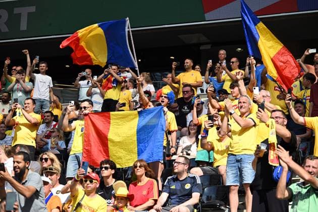 26 06 2024, xsltx, European Football Championship 2024, Slovakia Romania emspor, v l emotions, fans, atmosphere, flags, logo, Romania, spectators, jerseys UEFA REGULATIONS PROHIBIT ANY USE OF PHOTOGRAPHS as IMAGE SEQUENCES and or QUASI VIDEO Frankfurt