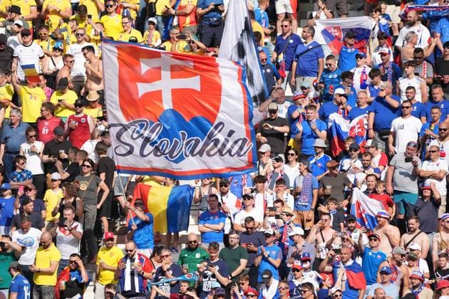 Fans from Romania and Slovakia peacefully side by side Frankfurt 26 06 2024 Slovakia vs Romania, EURO2024 M33 Group E, EM Arena Frankfurt