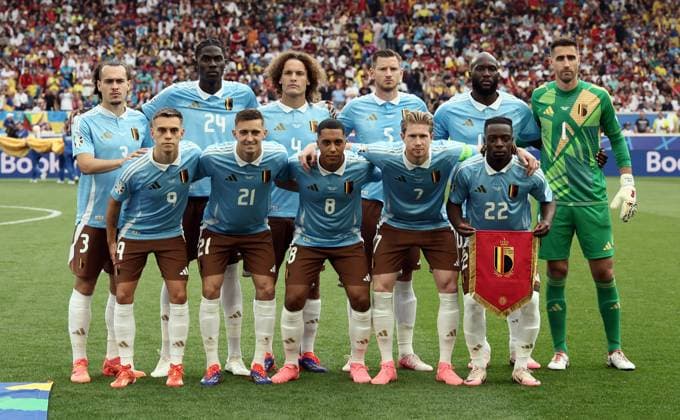 Belgium s Arthur Theate, Belgium s Amadou Onana, Belgium s Wout Faes, Belgium s Jan Vertonghen, Belgium s Romelu Lukaku, Belgium s goalkeeper Koen Casteels, Belgium s Leandro Trossard, Belgium s Timothy Castagne, Belgium s Youri Tielemans, Belgium s Kevin De Bruyne and Belgium s Jeremy Doku pose for the photographer during a soccer game between Ukraine and Belgian national soccer team Red Devils, Wednesday 26 June 2024 in Stuttgart, Germany, the third match in the group stage of the UEFA EURO, EM, Europameisterschaft,Fussball 2024 European championships. DIRKxWAEM x95322554x