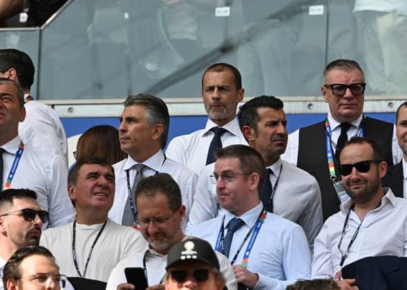 26 06 2024, xsltx, European Football Championship 2024, Slovakia Romania emspor, v l UEFA President Aleksander Ceferin DFL DFB REGULATIONS PROHIBIT ANY USE OF PHOTOGRAPHS as IMAGE SEQUENCES and or QUASI VIDEO Frankfurt