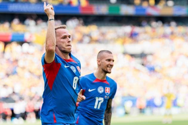 UEFA EURO 2024 Slovakia Romania 26 06 2024 Ondrej Duda Slovakia, 8 UEFA EURO 2024 Slovakia Romania Frankfurt Arena, Frankfurt 26 06 2024 cheers for 1 0 Copyright: xBEAUTIFULxSPORTS Wunderlx