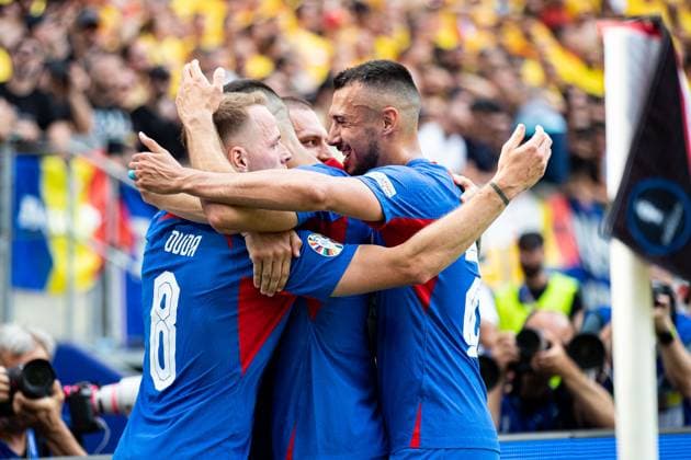 Goal for Slovakia 1 0 by Ondrej Duda Slovakia 08 with header GER, Slovakia SVK vs Romania ROU , European Football Championship, UEFA EURO 2024, Group E, Matchday 3, 26 06 2024 GER, Slovakia SVK vs Romania ROU , European Football Championship, UEFA EURO 2024, Group E, Matchday 3, 26 06 2024 Frankfurt Copyright: xEibner-Pressefoto RogerxBuerkex EP