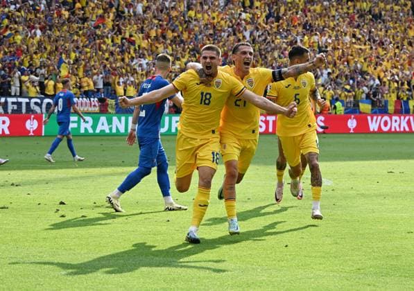 26 06 2024, xsltx, European Football Championship 2024, Slovakia Romania emspor, v l Razvan Gabriel Marin Romania Romania Romania , Nicolae Claudiu Stanciu Romania Romania , Marius Mihai Marin Romania Romania , Denis Mihai Dragus Romania Romania Romania celebrate the goal, Der Torjubel zum 1 1 UEFA REGULATIONS PROHIBIT ANY USE OF PHOTOGRAPHS as IMAGE SEQUENCES and or QUASI VIDEO Frankfurt