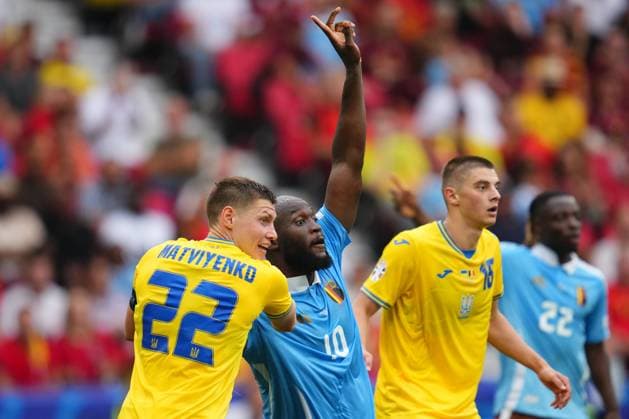 GER: Ukraine and Belgium. UEFA EURO, EM, Europameisterschaft,Fussball 2024 Romelu Lukaku of Belgium and Mykola Matviyenko of Ukraine during the UEFA Euro 2024 match between Ukraine and Belgium, Group E, date 3, played at Mercedes-Benz Arena Stadium on June 26, 2024 in Stuttgart, Germany. kpng Copyright: xBaguxBlancox xPRESSINPHOTOx PS_240626_UCR_BEL_044