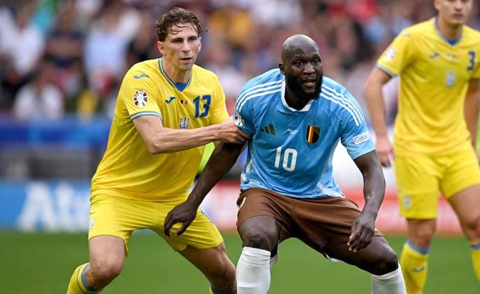Football Euro 2024 Group E 26 06 2024 Ukraine Belgium Illia Zabarnyi left, Ukraine v Romelu Lukaku right, Belgium