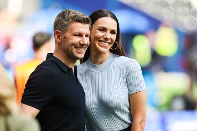 ARD presenter in Thomas Hitzlsperger and Esther Sedlaczek GER, Slovakia SVK vs Romania ROU , European Football Championship, UEFA EURO 2024, Group E, Matchday 3, 26 06 2024 GER, Slovakia SVK vs Romania ROU , European Football Championship, UEFA EURO 2024, Group E, Matchday 3, 26 06 2024 Frankfurt Copyright: xEibner-Pressefoto RogerxBuerkex EP