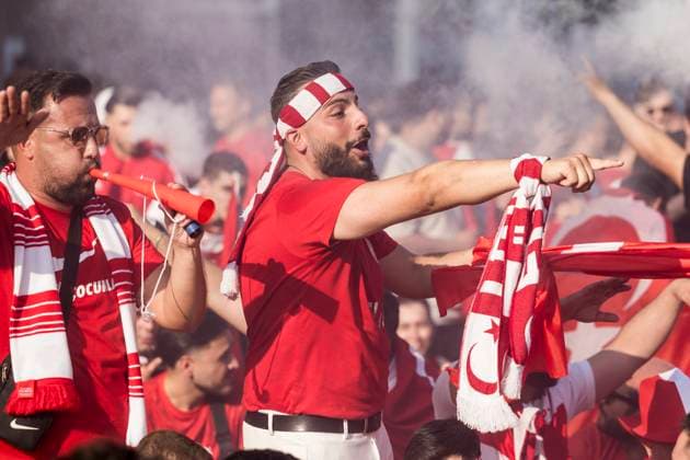 Turkish football fans, UEFA EURO, EM, Europameisterschaft,Fussball 2024, Hamburg, Germany Hamburg, Germany. 26th, June 2024. Football fans of Turkey arrive at the stadium for the UEFA Euro 2024 match in Group F between Czechia and Turkey at Volksparkstadion in Hamburg. Hamburg Germany  Copyright: xGonzalesxPhoto LassexLagonix