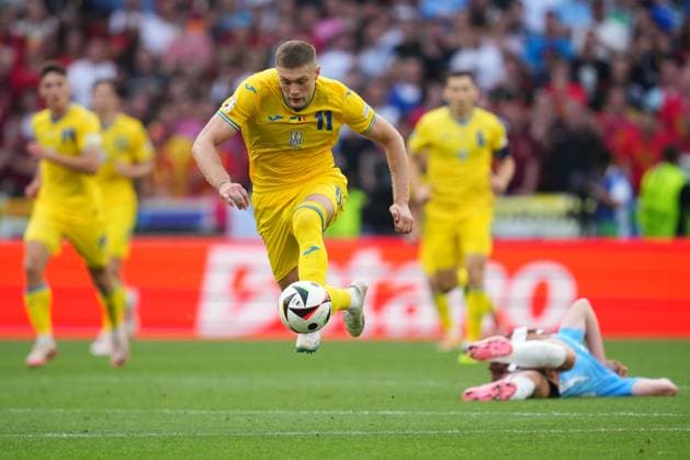 GER: Ukraine and Belgium. UEFA EURO, EM, Europameisterschaft,Fussball 2024 Artem Dovbyk of Ukraine during the UEFA Euro 2024 match between Ukraine and Belgium, Group E, date 3, played at Mercedes-Benz Arena Stadium on June 26, 2024 in Stuttgart, Germany. kpng Copyright: xBaguxBlancox xPRESSINPHOTOx PS_240626_UCR_BEL_053