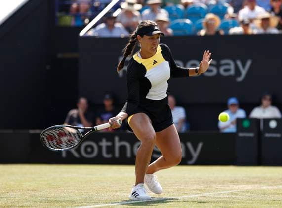 26th June 2024; Devonshire Park, Eastbourne, East Sussex, England: Rothesay International Eastbourne, Day 3, Jessica Pegula (USA) plays a forehand against Emma Raducanu (GBR) in her womens singles match  ActionPlus12660833 HongboxChen
