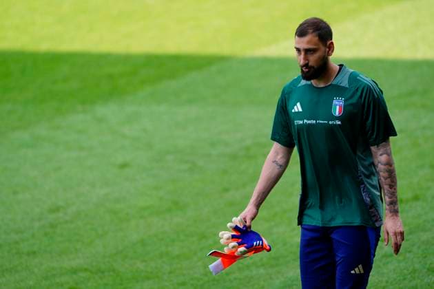 Italy& x2019;s goalkeeper Gianluigi Donnarumma during training session at the base camp in Iserlohn on June 26, 2024, UEFA EURO, EM, Europameisterschaft,Fussball 2024, Iserlohn, Germany - - Soccer .  Copyright: xFabioxFerrari LaPressex