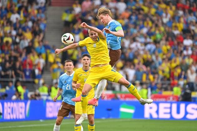 Kevin DE BRUYNE BEL , action,duel against Oleksandr ZINCHENKO UKR , group stage GroupE Ukraine UA Belgium BEL 0 0 on 26 06 2024, Stuttgart Arena Football UEFA EURO 2024 GERMANY from 14 06 2024 14 07 2024