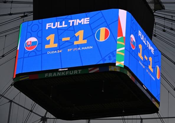 26 06 2024, xsltx, European Football Championship 2024, Slovakia Romania emspor, v l video cube final score 1 1 DFL DFB REGULATIONS PROHIBIT ANY USE OF PHOTOGRAPHS as IMAGE SEQUENCES and or QUASI VIDEO Frankfurt