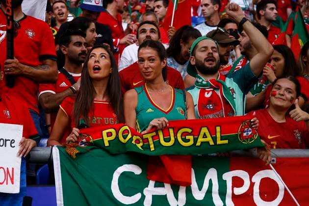 Georgia v Portugal UEFA EURO, EM, Europameisterschaft,Fussball 2024 Group F The Portugal fans before the UEFA Euro 2024 Group F match between Georgia and Portugal at Veltins-Arena, Gelsenkirchen Copyright: xPaulxChestertonx FIL-20286-0005 UK Newspapers OUT