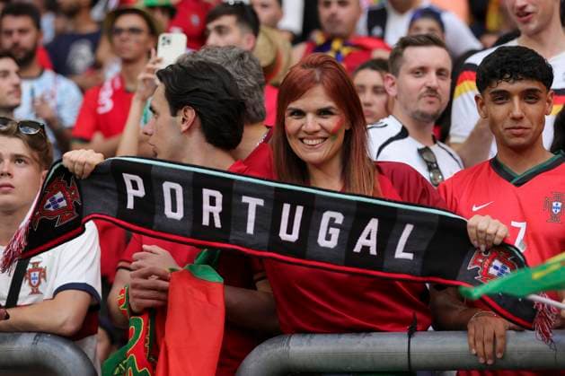Georgia v Portugal UEFA EURO, EM, Europameisterschaft,Fussball 2024 Group F The Portugal fans before the UEFA Euro 2024 Group F match between Georgia and Portugal at Veltins-Arena, Gelsenkirchen Copyright: xPaulxChestertonx FIL-20286-0018 UK Newspapers OUT