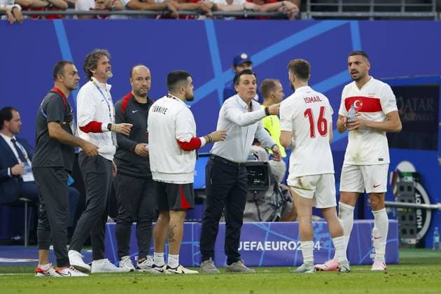 HAMBURG, Volksparkstadium ,26-06-2024 , European Football Championship Euro2024, Group stage match no.36 between Czechia and Turkiye, Turkiye trainer coach Vincenzo Montella Czechia - Turkiye (Euro2024)  x25606225x Copyright: