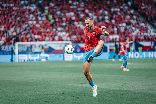 Soccer Men UEFA European Football Championship 2024 Group F Czech Republic vs Turkey 26 06 2024 Antonin Barak 7, Czech Republic takes the ball Berlin Olympiastadion Berlin Germany